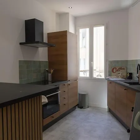 Charming In Juan Les Pins Апартаменти
